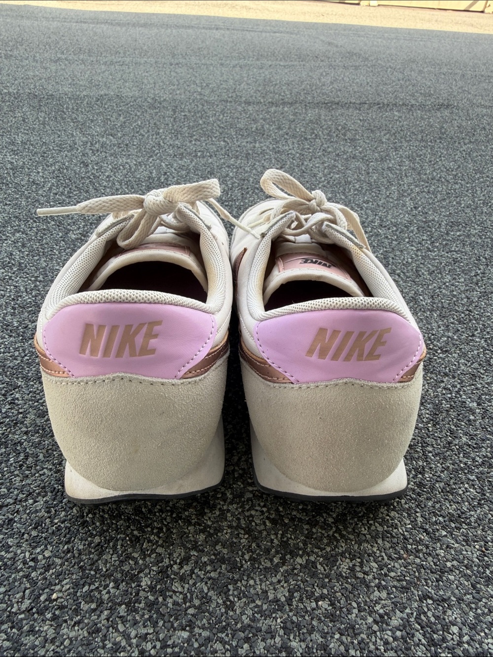 Nike Women's Light Pink and Beige Retro Runner Sneakers - Picture 3 of 7